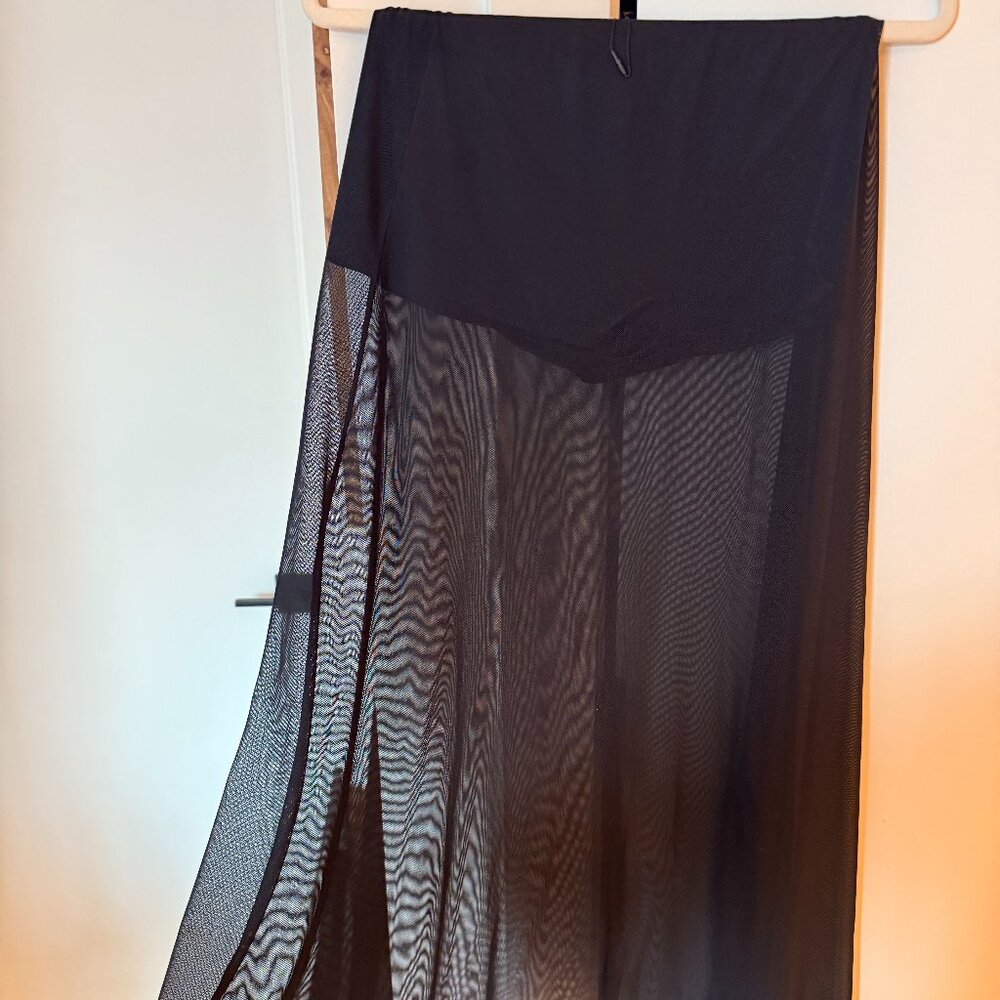 zara midi/maxi see-thru mesh skirt with attached boyshorts size small